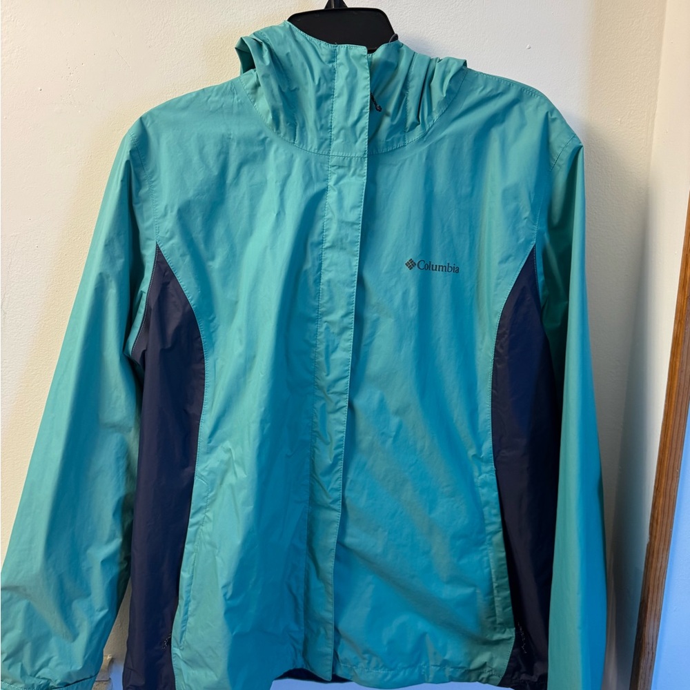 Columbia Teal and Navy Hooded Shell Jacket